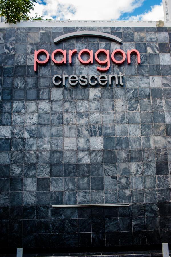 Urban Oasis Apartments At Paragon Windhoek Exteriör bild
